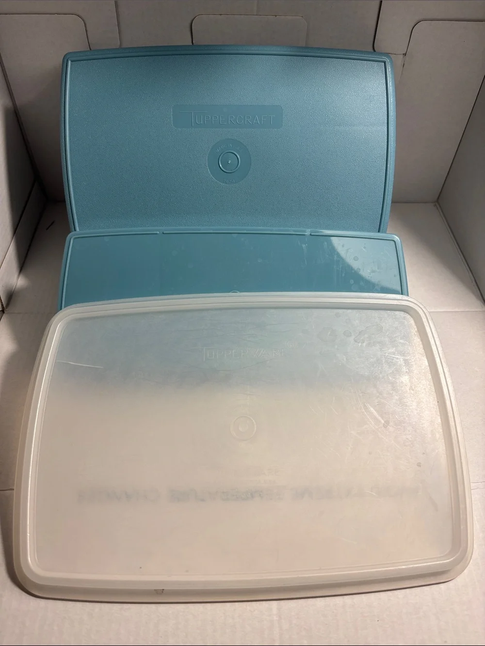 Tupperware Teal Divided Snack Tray with Clear Lid